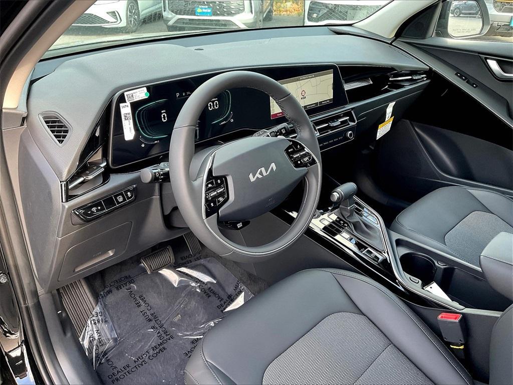 new 2025 Kia Niro car, priced at $28,697