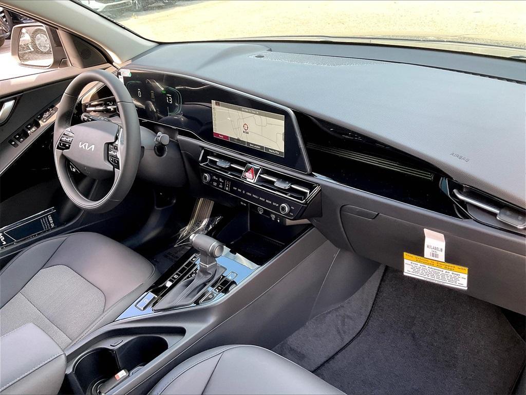 new 2025 Kia Niro car, priced at $28,697