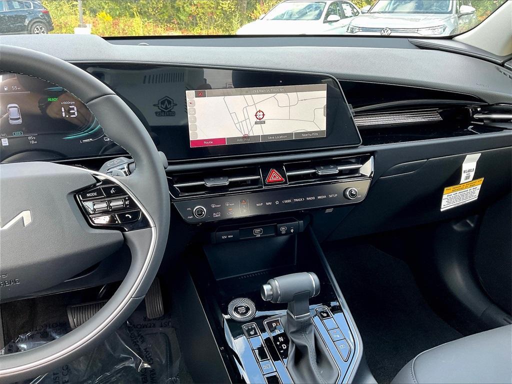new 2025 Kia Niro car, priced at $28,697