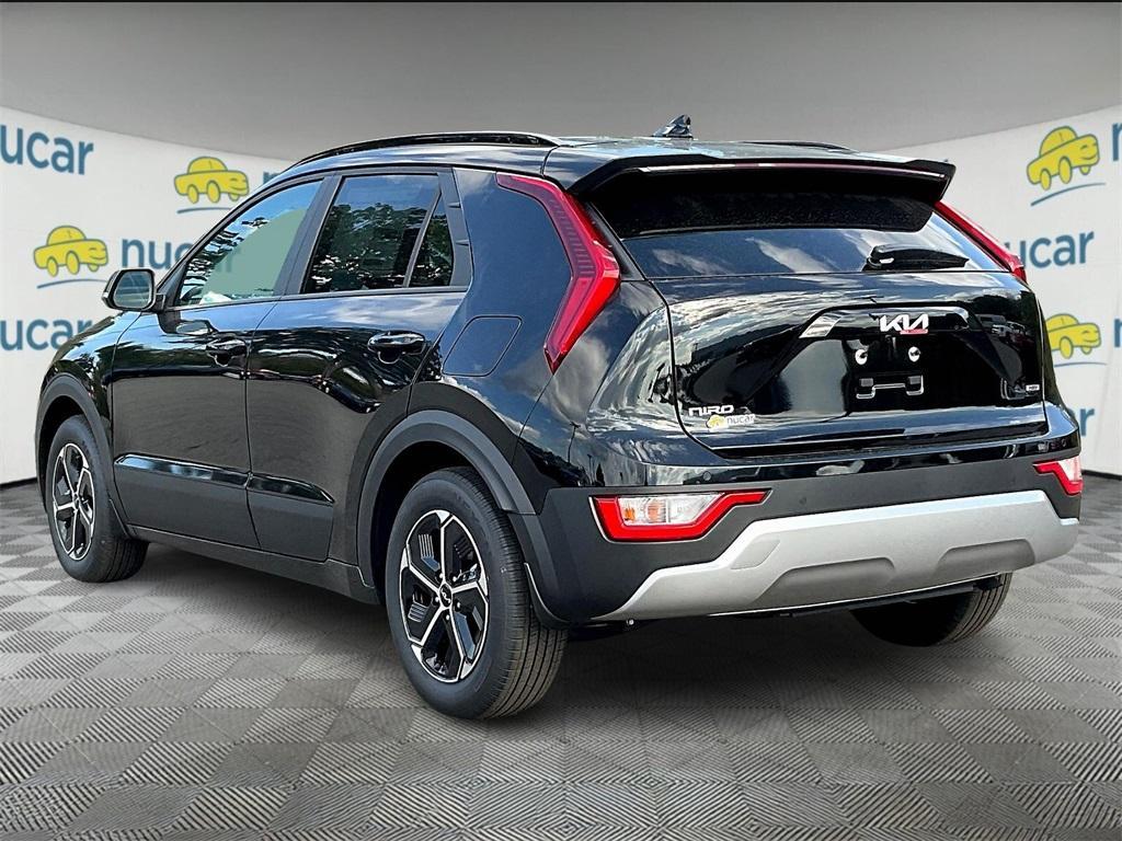 new 2025 Kia Niro car, priced at $28,697