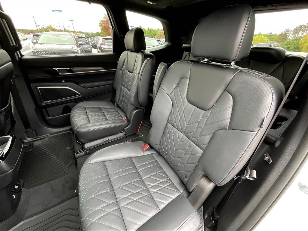 new 2025 Kia Telluride car, priced at $51,425