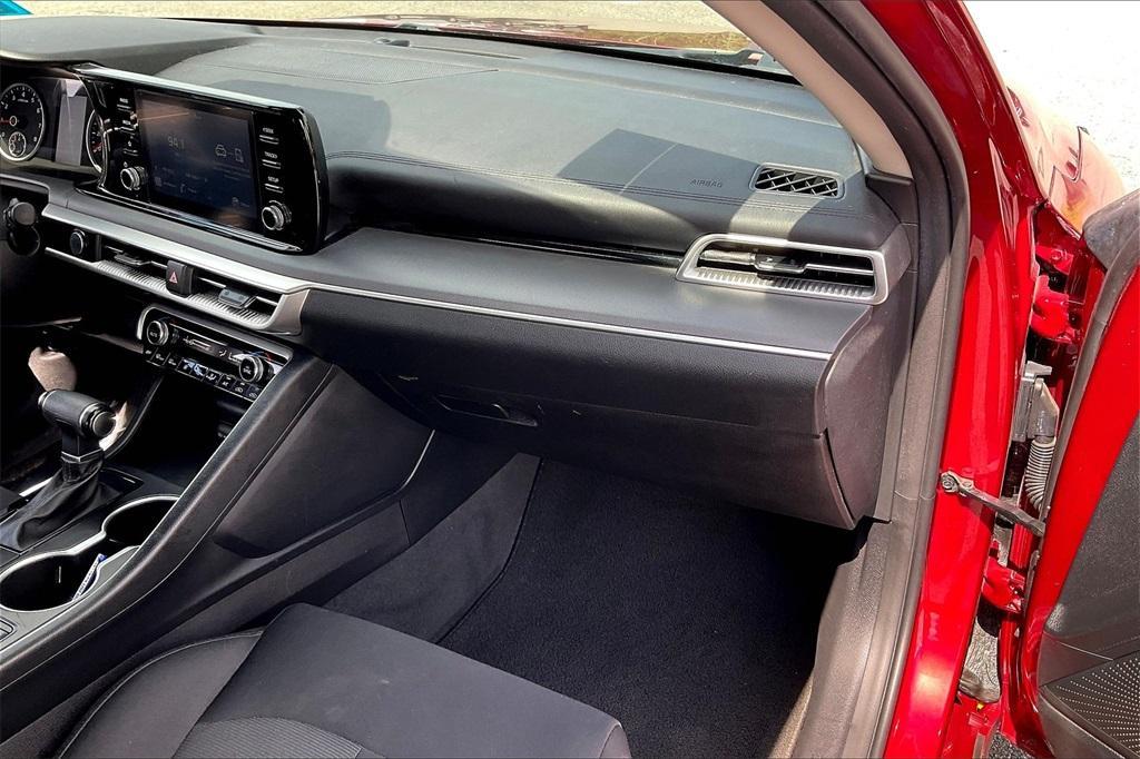 used 2021 Kia K5 car, priced at $17,384