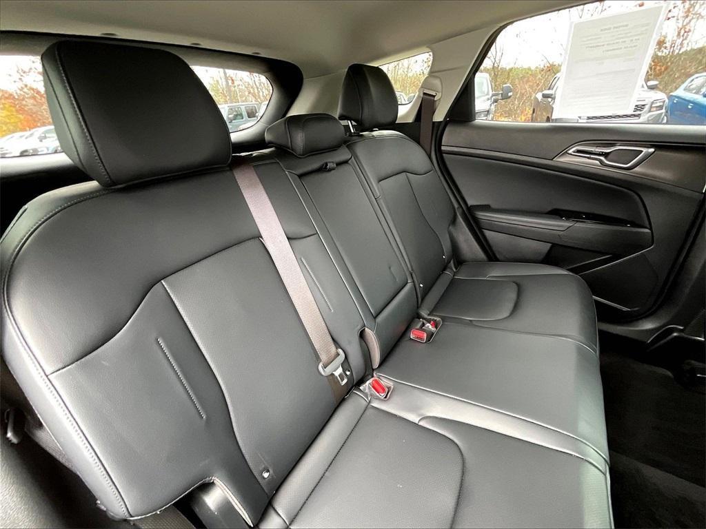 used 2023 Kia Sportage Hybrid car, priced at $24,677