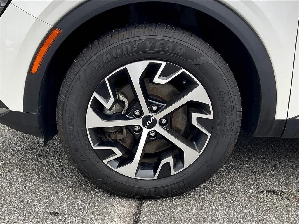 used 2023 Kia Sportage Hybrid car, priced at $24,677