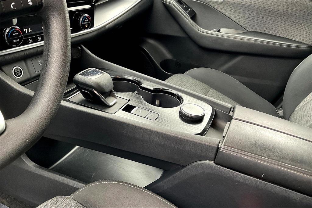 used 2022 Nissan Rogue car, priced at $21,987