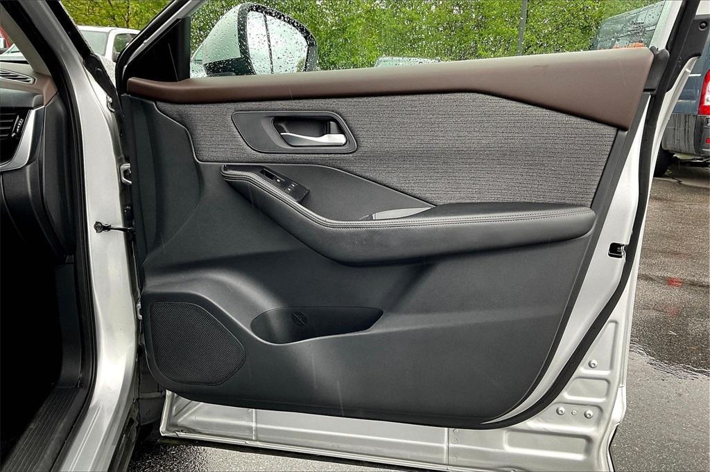 used 2022 Nissan Rogue car, priced at $21,987