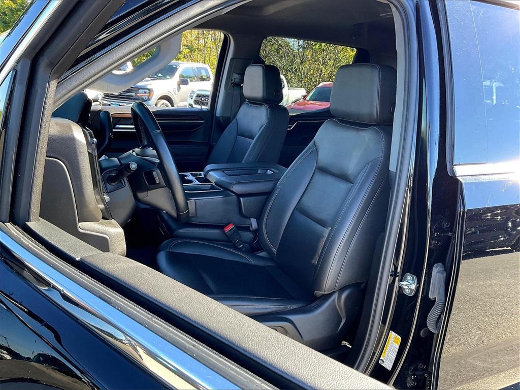 used 2024 GMC Sierra 1500 car, priced at $43,577