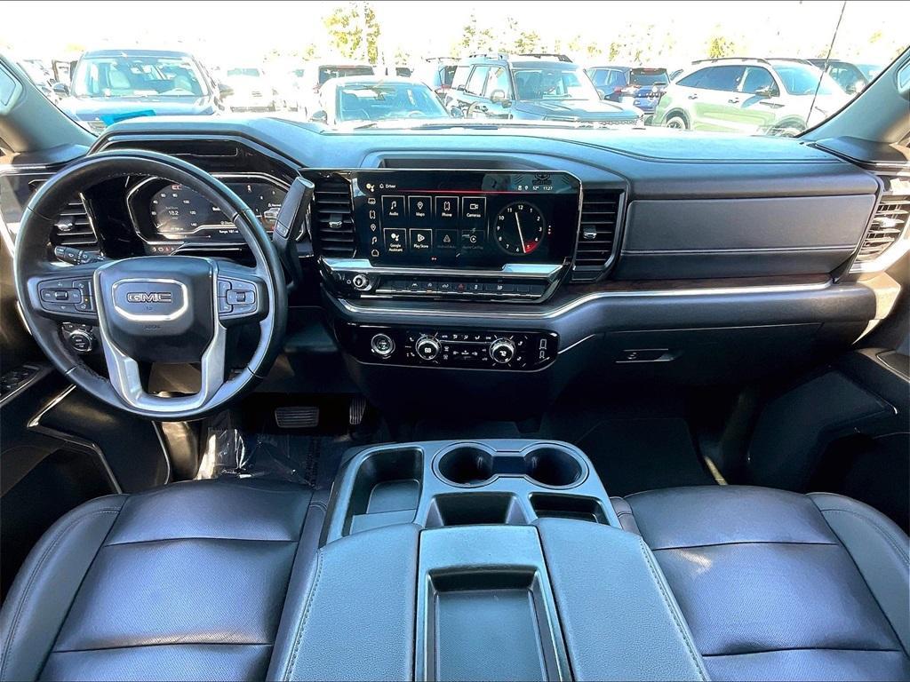 used 2024 GMC Sierra 1500 car, priced at $43,577