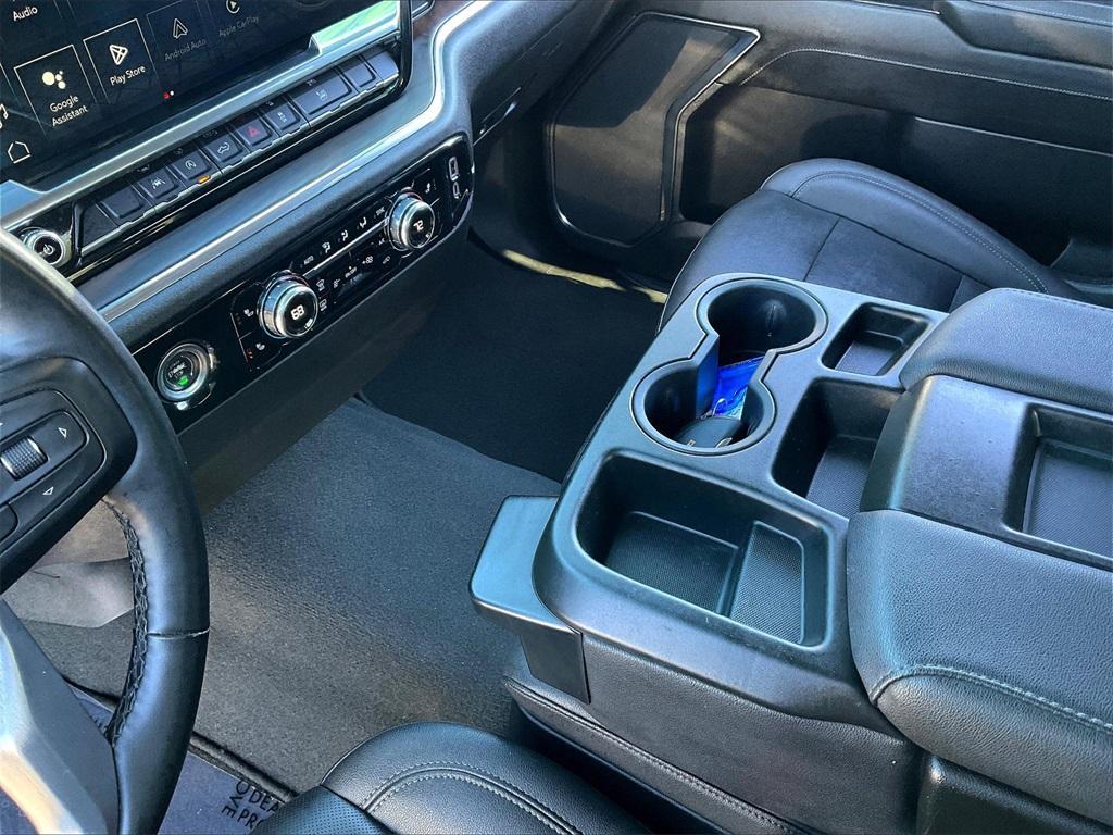 used 2024 GMC Sierra 1500 car, priced at $43,577