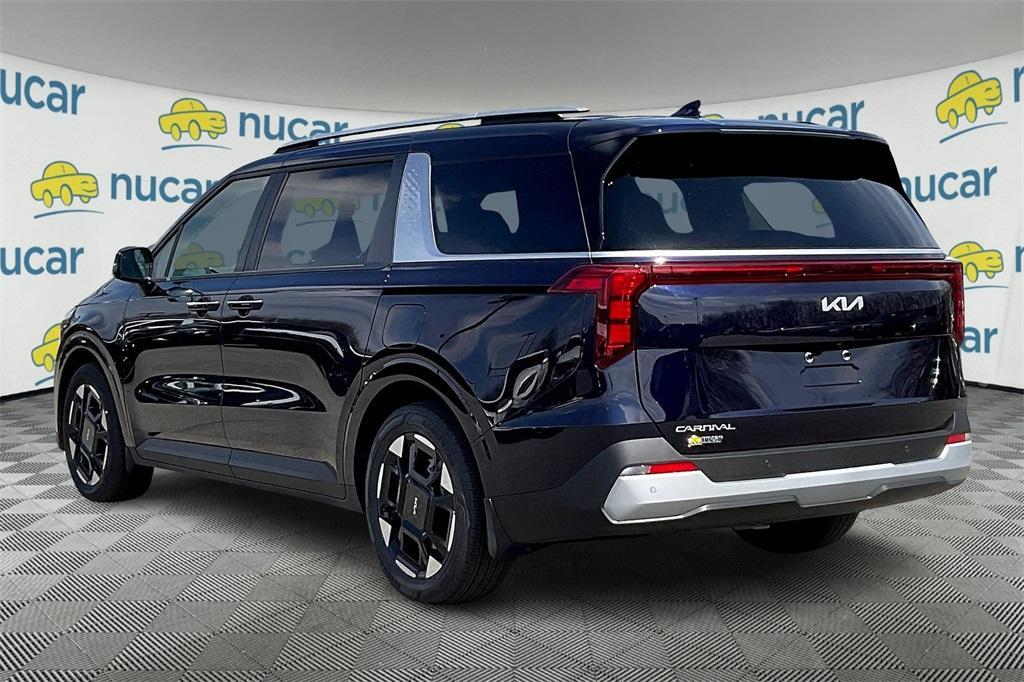 new 2025 Kia Carnival car, priced at $37,986