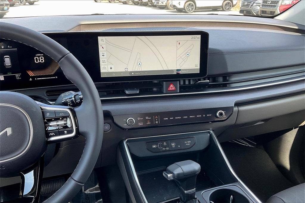 new 2025 Kia Carnival car, priced at $37,986