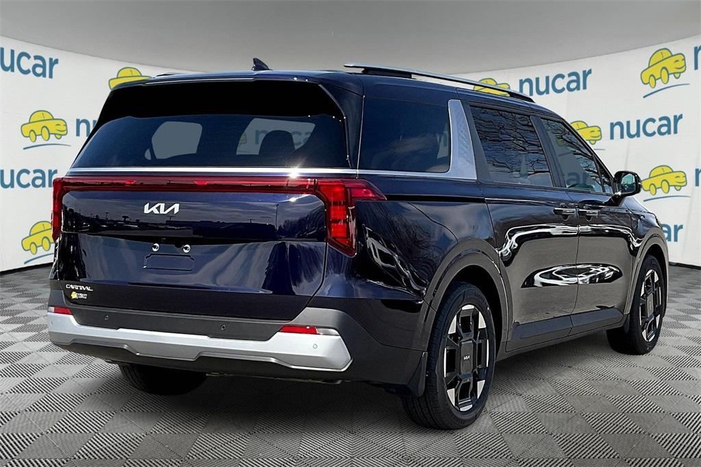 new 2025 Kia Carnival car, priced at $37,986