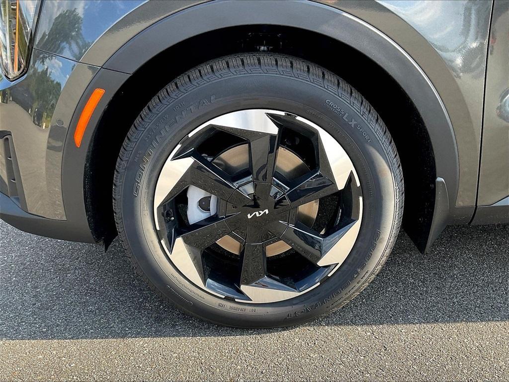 new 2025 Kia Sorento Hybrid car, priced at $43,980
