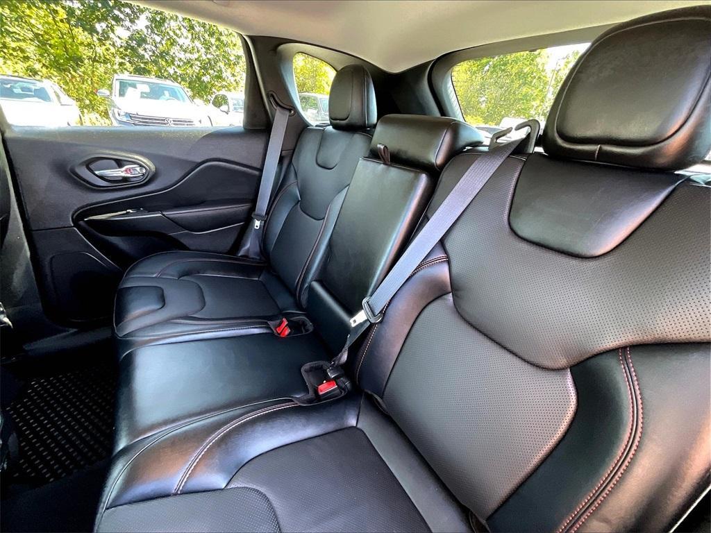 used 2022 Jeep Cherokee car, priced at $24,997