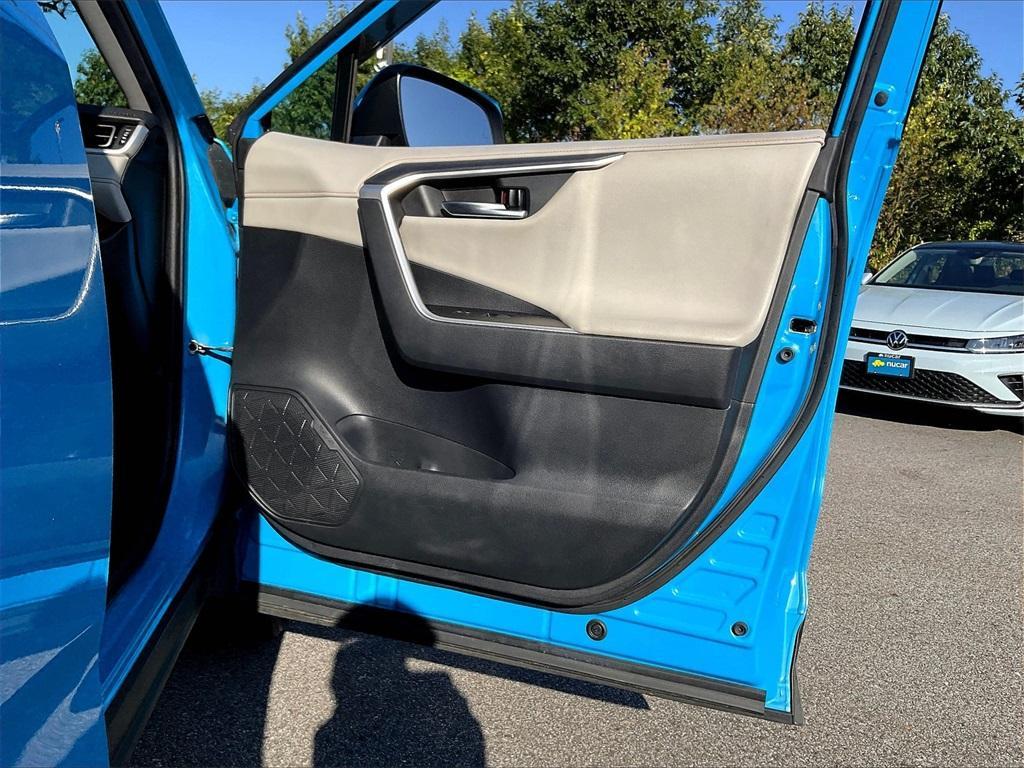 used 2019 Toyota RAV4 car, priced at $24,284
