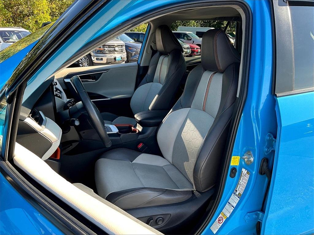 used 2019 Toyota RAV4 car, priced at $24,284