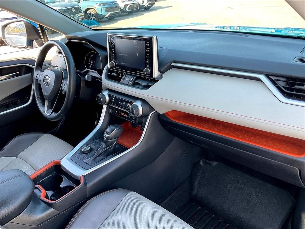 used 2019 Toyota RAV4 car, priced at $24,284