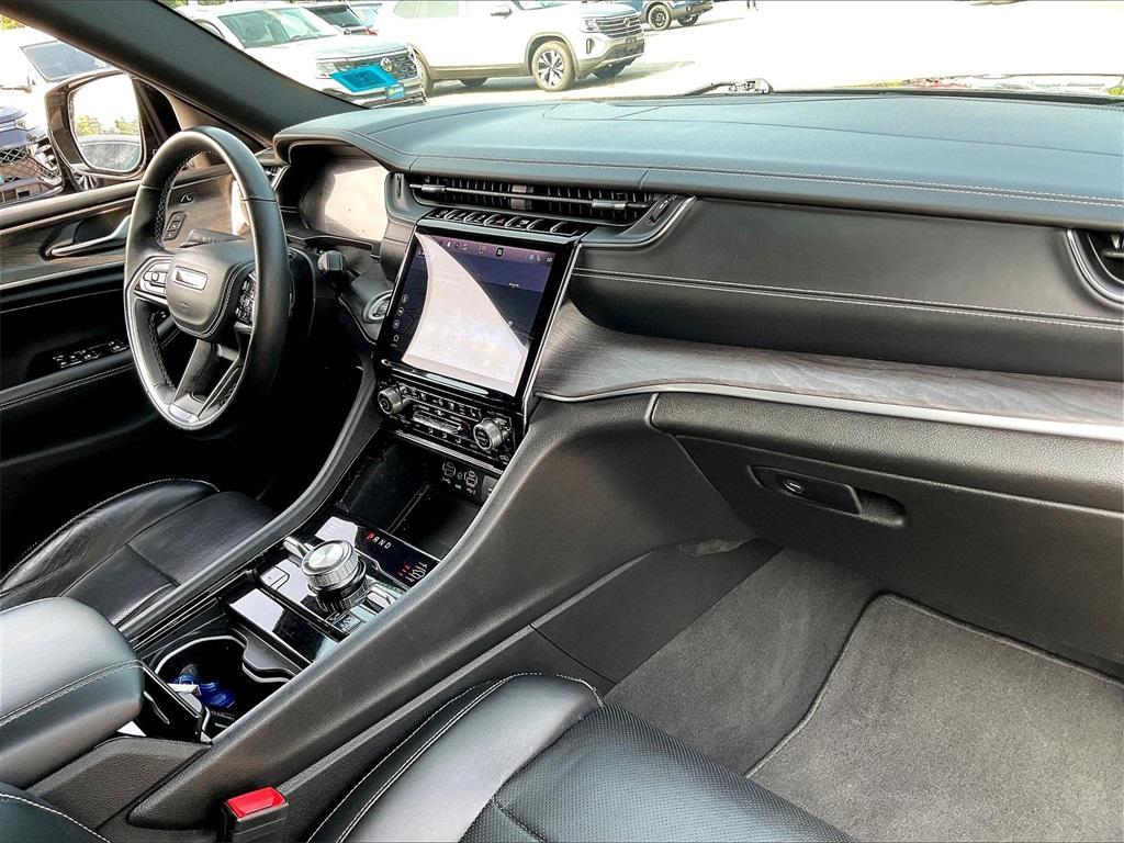 used 2022 Jeep Grand Cherokee car, priced at $34,227
