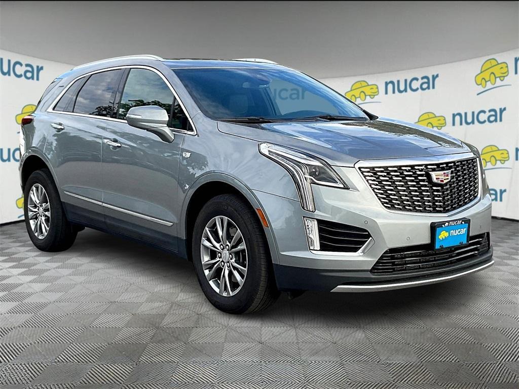 used 2023 Cadillac XT5 car, priced at $32,387