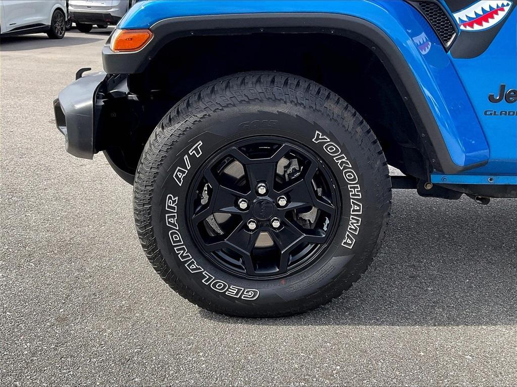 used 2021 Jeep Gladiator car, priced at $28,323