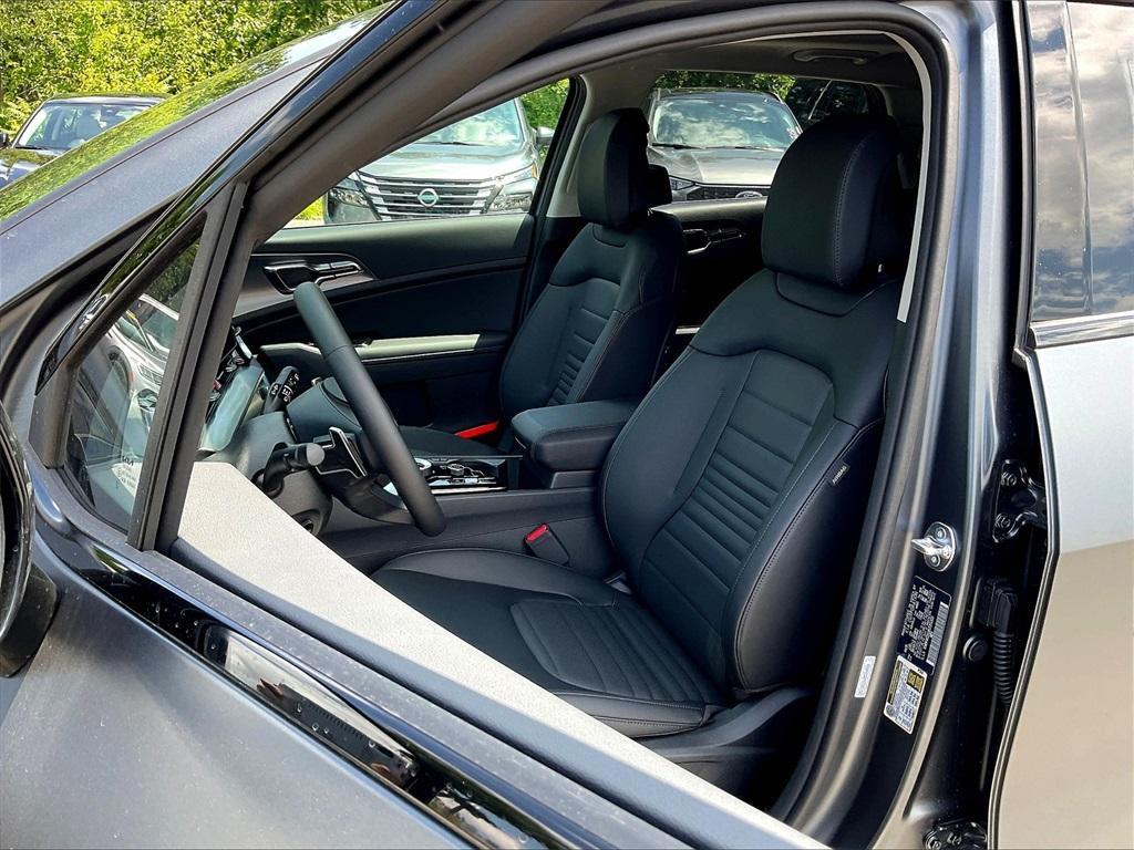 new 2025 Kia Sportage Hybrid car, priced at $38,450
