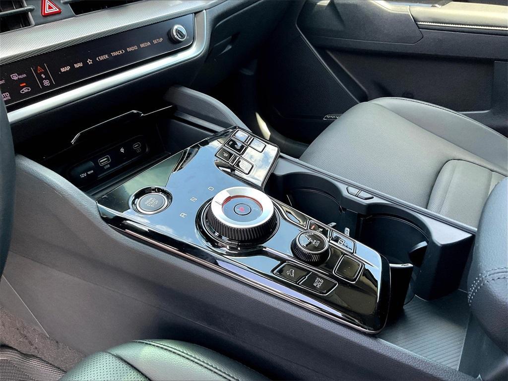 new 2025 Kia Sportage Hybrid car, priced at $38,450