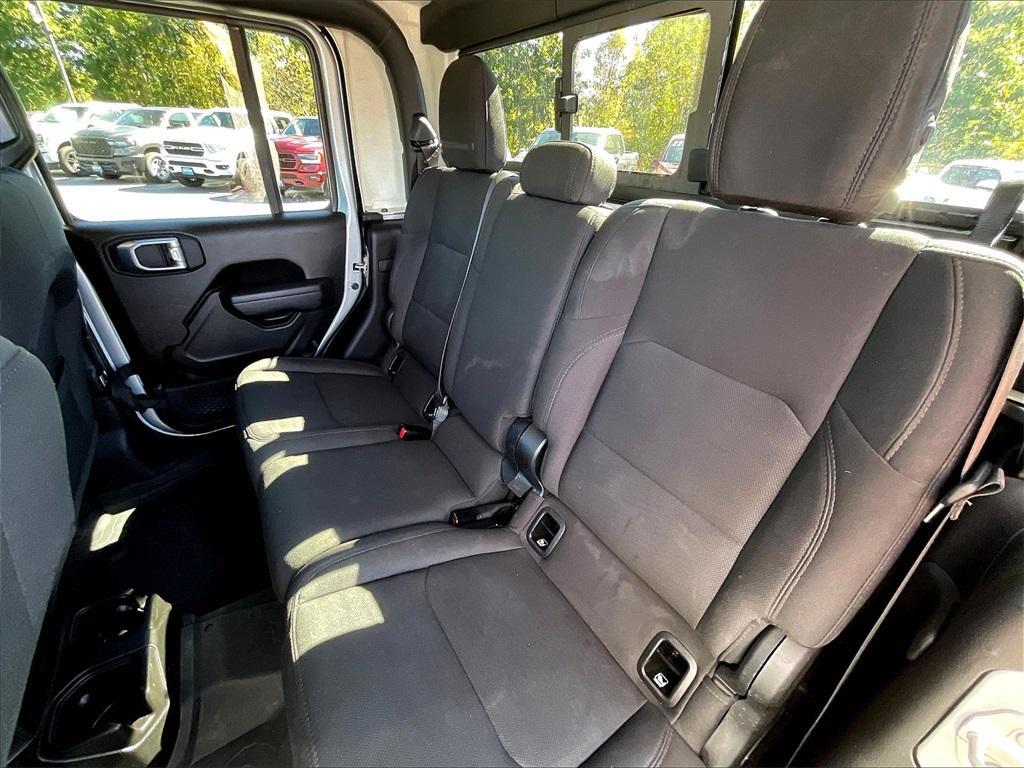 used 2023 Jeep Gladiator car, priced at $34,223