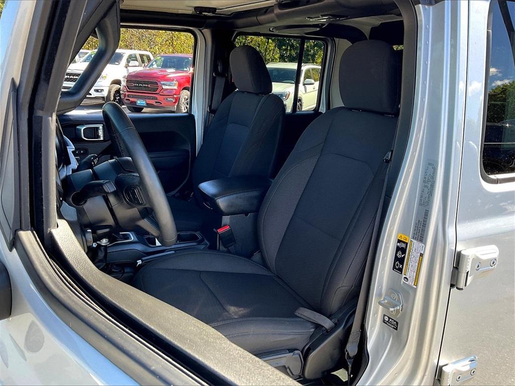 used 2023 Jeep Gladiator car, priced at $34,223