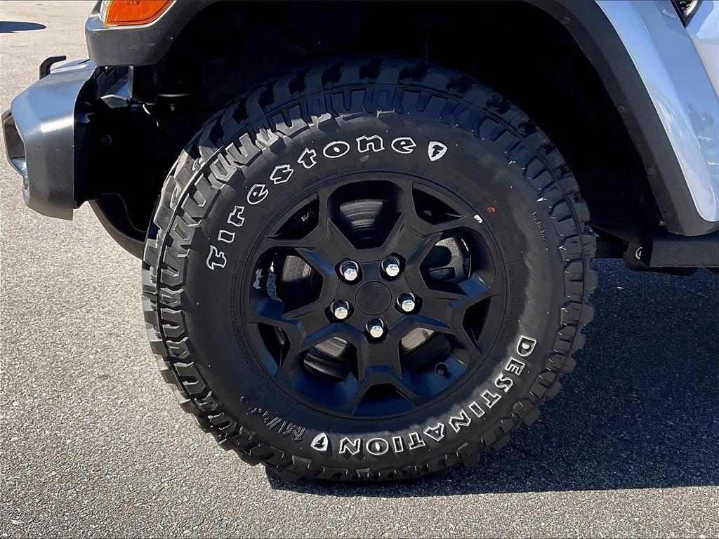 used 2023 Jeep Gladiator car, priced at $34,223