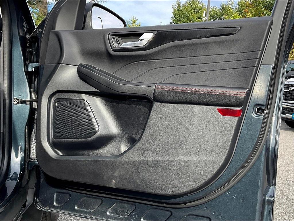 used 2022 Ford Escape car, priced at $22,963