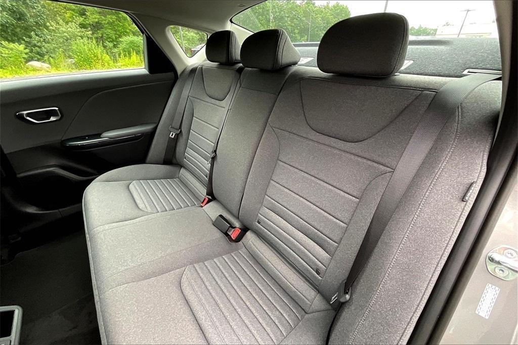 new 2025 Kia K4 car, priced at $23,565
