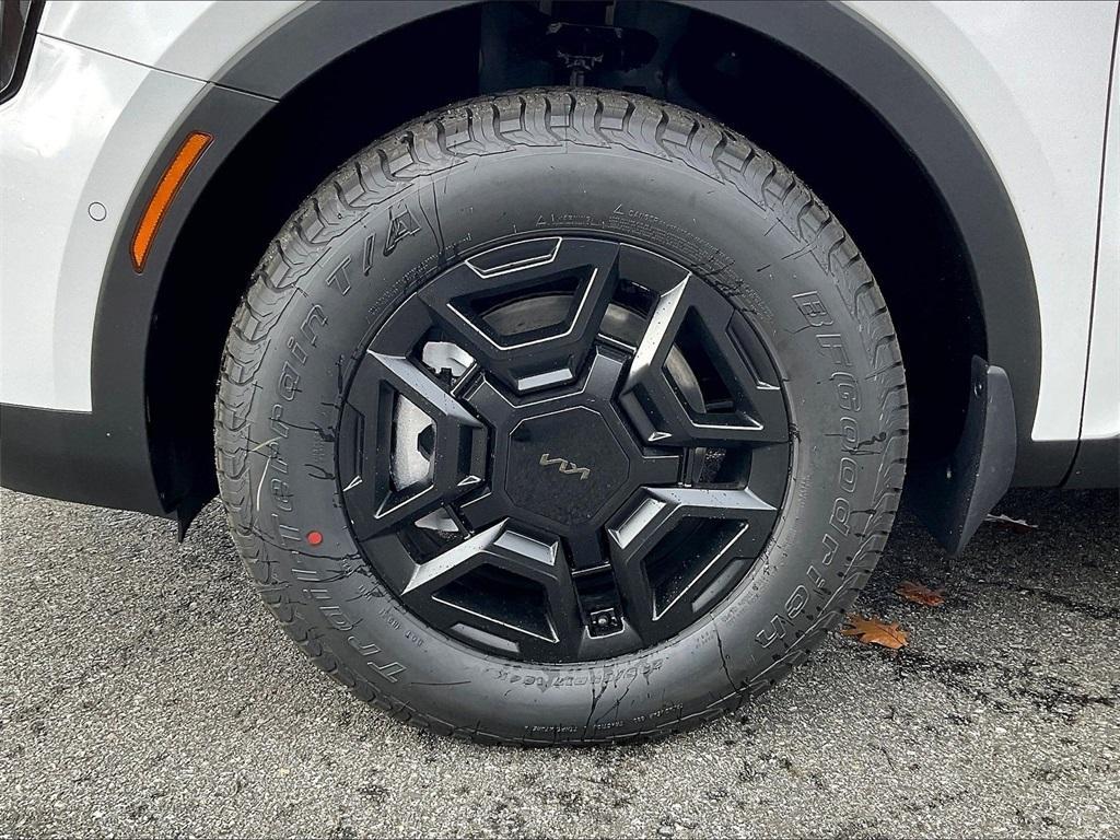 new 2026 Kia Sorento car, priced at $46,827