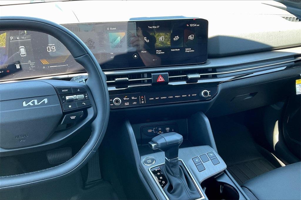 new 2026 Kia Sportage car, priced at $33,919