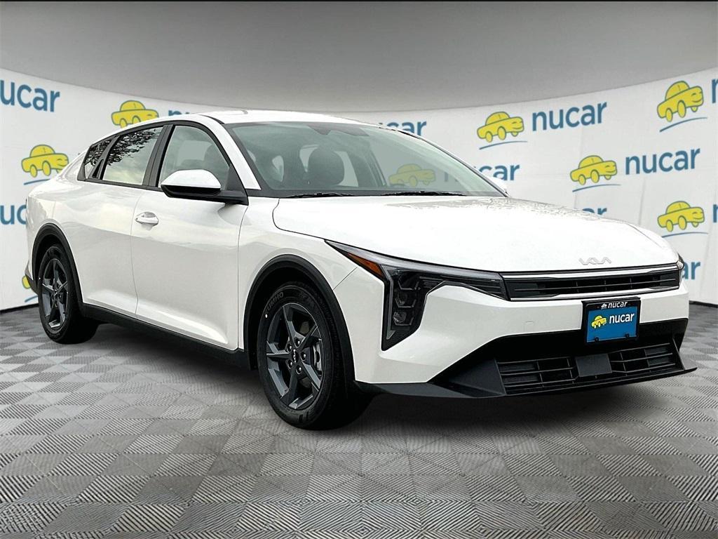 new 2025 Kia K4 car, priced at $23,059