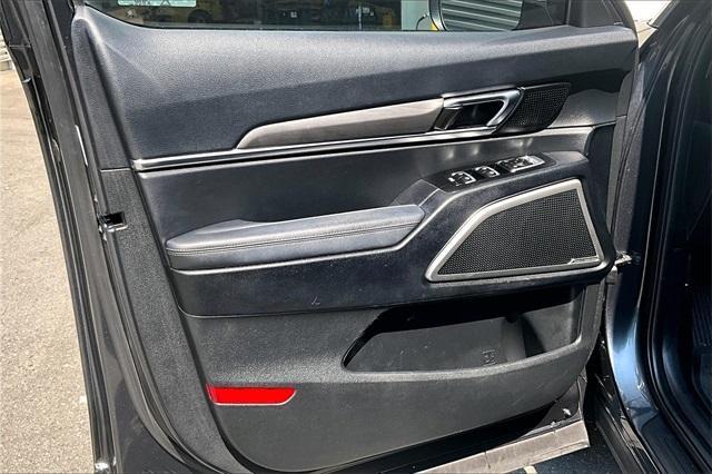 used 2023 Kia Telluride car, priced at $35,384