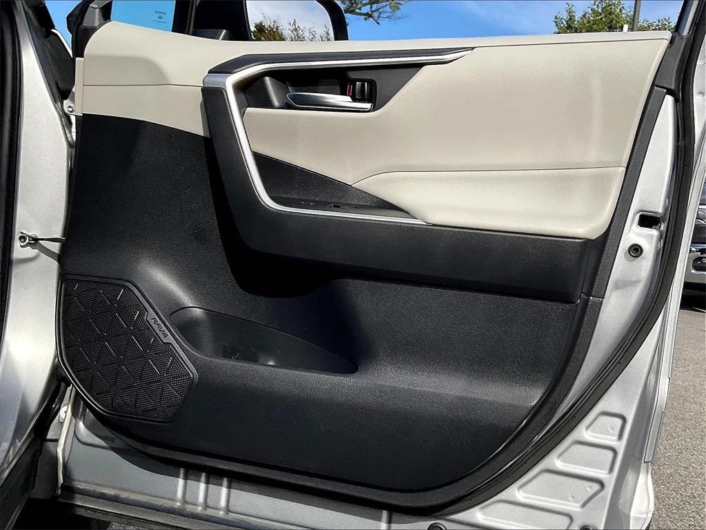 used 2022 Toyota RAV4 Hybrid car, priced at $29,963