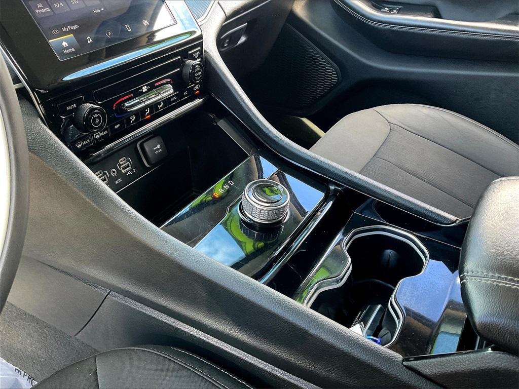 used 2023 Jeep Grand Cherokee L car, priced at $25,887