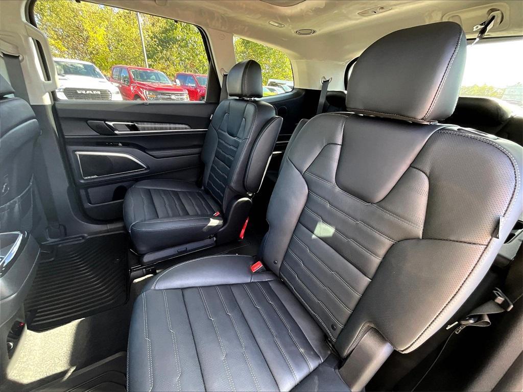 new 2025 Kia Telluride car, priced at $51,320