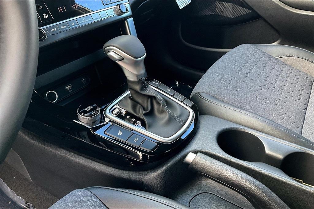 new 2025 Kia Seltos car, priced at $26,771