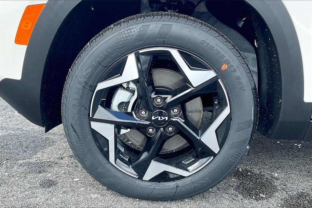 new 2025 Kia Seltos car, priced at $26,771