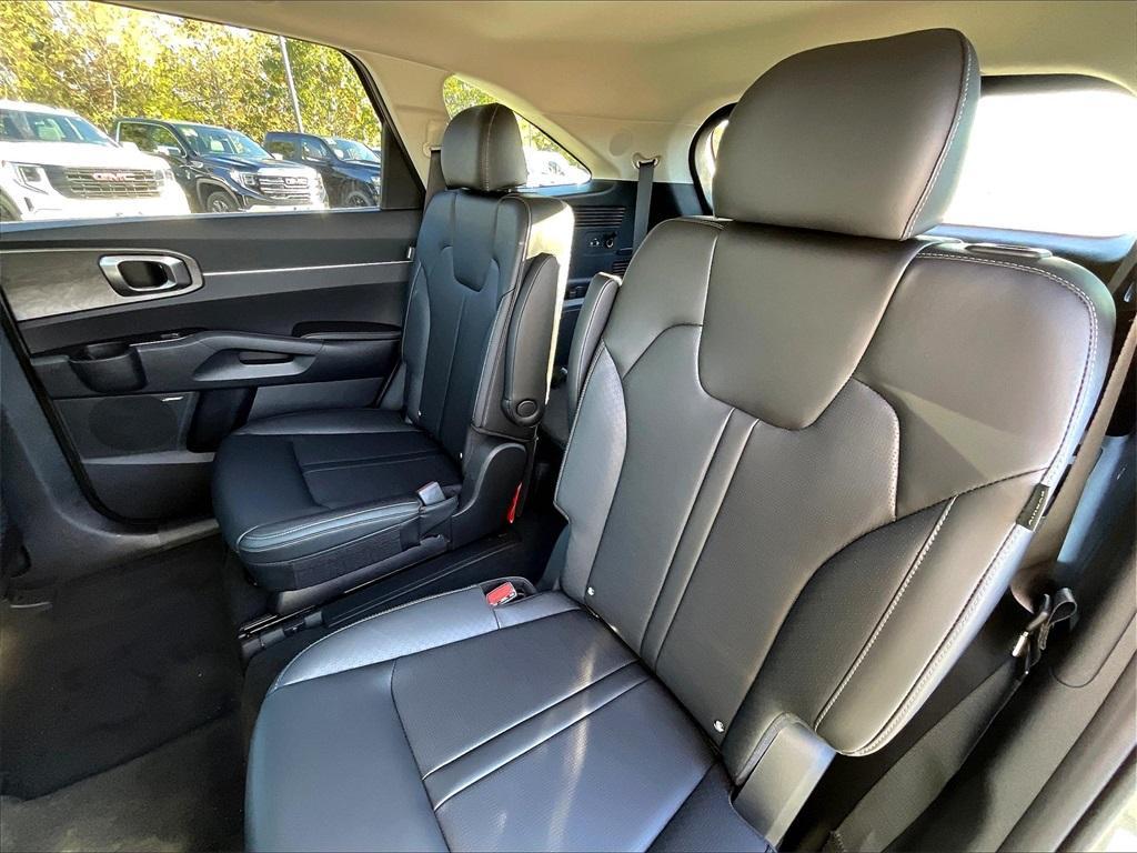 new 2026 Kia Sorento car, priced at $41,547