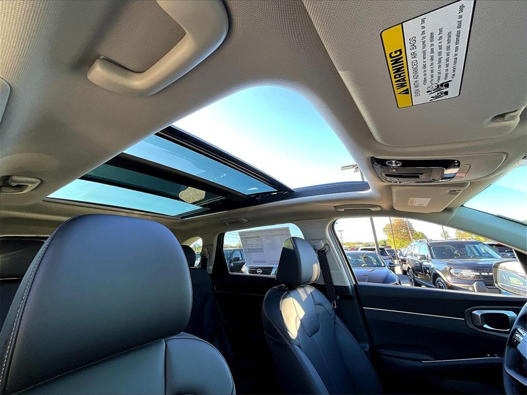 new 2026 Kia Sorento car, priced at $41,547