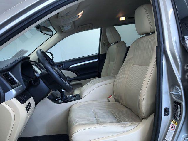 used 2016 Toyota Highlander car, priced at $18,995