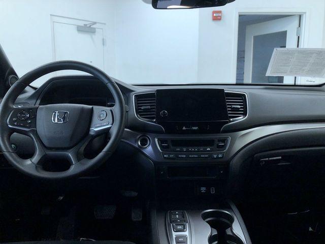 used 2022 Honda Pilot car, priced at $29,995