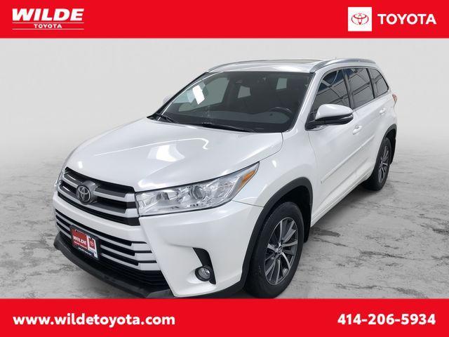 used 2017 Toyota Highlander car, priced at $21,500