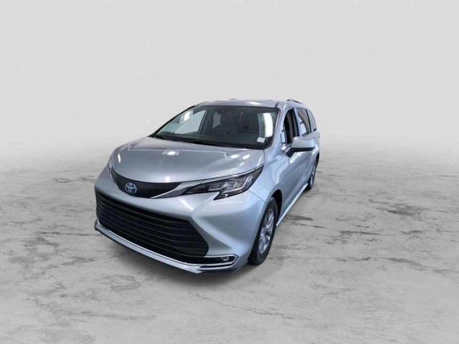 used 2023 Toyota Sienna car, priced at $40,991