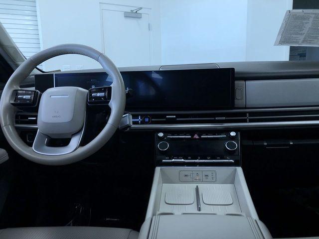 used 2024 Hyundai Santa Fe car, priced at $29,995