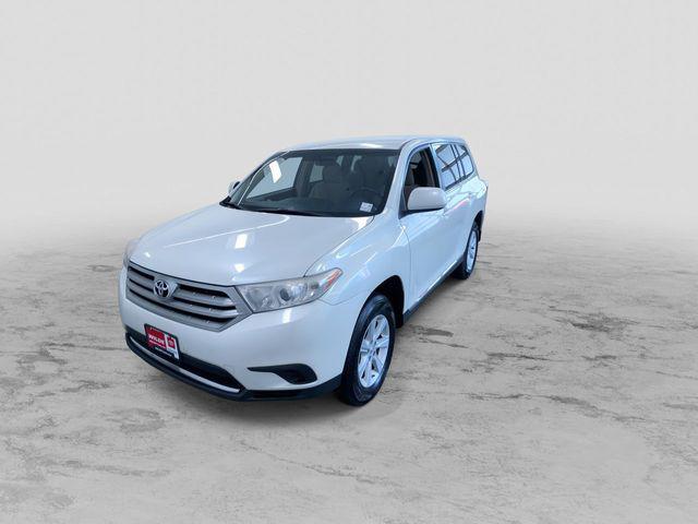 used 2013 Toyota Highlander car, priced at $8,750