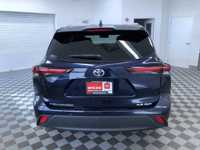 used 2024 Toyota Highlander car, priced at $41,995