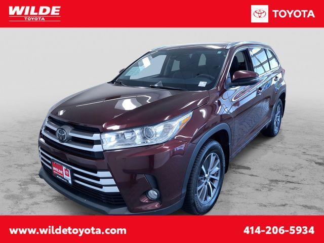 used 2018 Toyota Highlander car, priced at $18,690